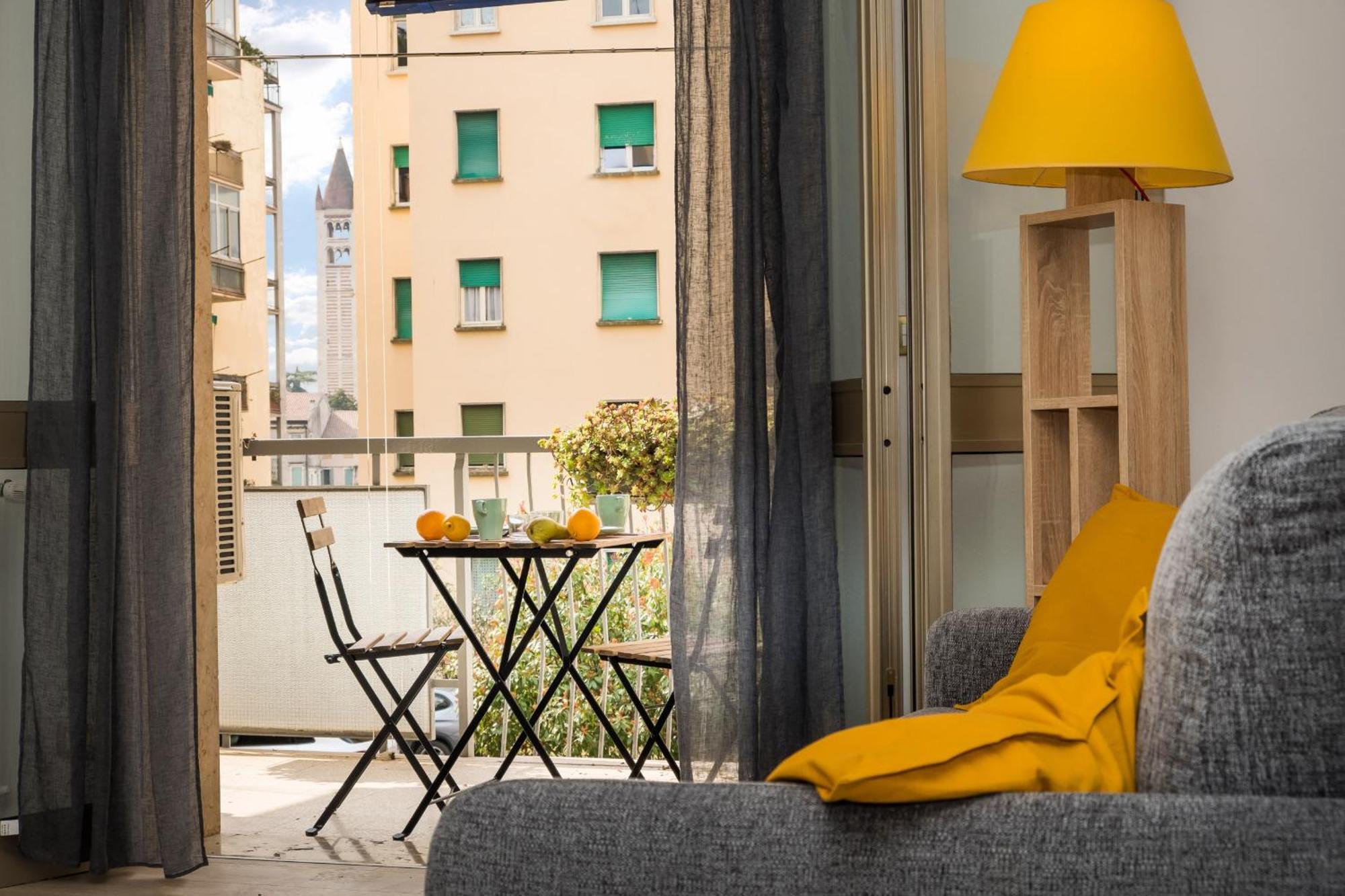 Flats4Rent Elisa Apartment Verona Exterior photo